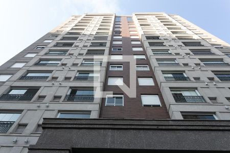 Apartamento à venda com 35m², 1 quarto e sem vaga Apartamento à venda com 35m², 1 quarto e sem vagaFachada