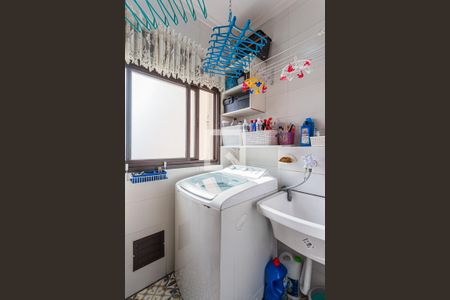 Apartamento à venda com 75m², 3 quartos e 1 vagaÁrea de Serviço