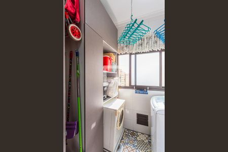 Apartamento à venda com 75m², 3 quartos e 1 vagaÁrea de Serviço