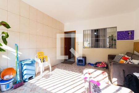 Casa à venda com 70m², 2 quartos e 1 vagaGaragem