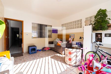 Casa à venda com 70m², 2 quartos e 1 vagaGaragem