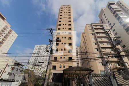 Apartamento à venda com 60m², 2 quartos e 2 vagasFachada