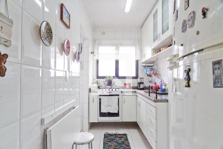 Apartamento à venda com 60m², 2 quartos e 2 vagasCozinha