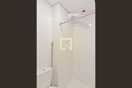 Banheiro de kitnet/studio para alugar com 1 quarto, 27m² em Santana, São Paulo