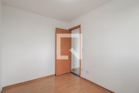 Quarto 1 de apartamento para alugar com 2 quartos, 44m² em Parque São Vicente, Mauá