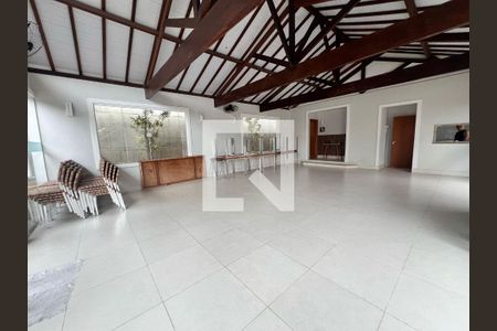 Casa de condomínio à venda com 209m², 4 quartos e 3 vagasÁrea comum