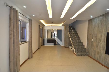 Sala de casa de condomínio à venda com 4 quartos, 209m² em Freguesia de Jacarepaguá, Rio de Janeiro