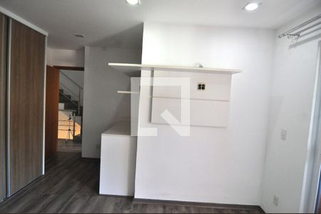 Casa de condomínio à venda com 209m², 4 quartos e 3 vagasSuíte 2