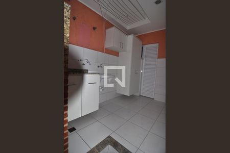 Casa de condomínio à venda com 209m², 4 quartos e 3 vagasArea de Serviços