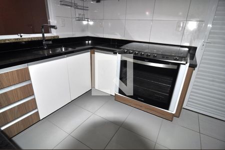 Casa de condomínio à venda com 209m², 4 quartos e 3 vagasCozinha 