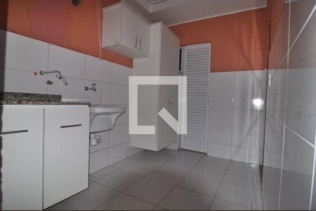Casa de condomínio à venda com 209m², 4 quartos e 3 vagasArea de Serviços