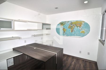 Casa de condomínio à venda com 209m², 4 quartos e 3 vagasQuarto 