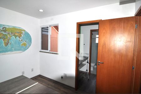 Casa de condomínio à venda com 209m², 4 quartos e 3 vagasQuarto 