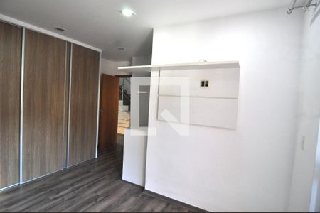 Casa de condomínio à venda com 209m², 4 quartos e 3 vagasSuíte 2