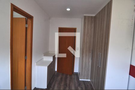 Casa de condomínio à venda com 209m², 4 quartos e 3 vagasSuíte 