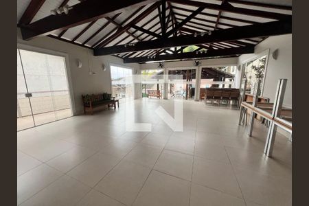 Casa de condomínio à venda com 209m², 4 quartos e 3 vagasÁrea comum