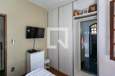 Casa à venda com 200m², 3 quartos e 2 vagasQuarto 3 - Suíte