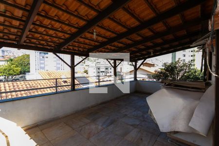 Casa à venda com 200m², 3 quartos e 2 vagasÁrea Externa