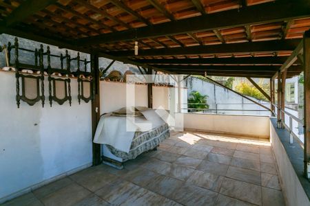 Casa à venda com 200m², 3 quartos e 2 vagasÁrea Externa