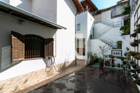 Casa à venda com 200m², 3 quartos e 2 vagasÁrea Externa