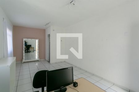 Casa à venda com 200m², 3 quartos e 2 vagasEscritório