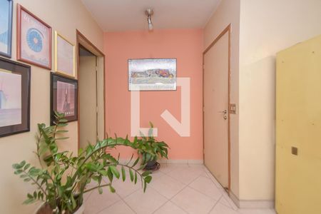 Hall de Entrada de apartamento à venda com 3 quartos, 120m² em Higienópolis, São Paulo