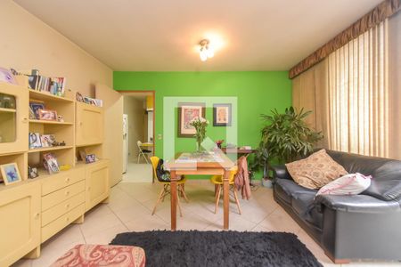 Apartamento à venda com 120m², 3 quartos e 1 vagaSala