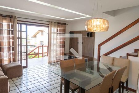 Sala de casa de condomínio à venda com 3 quartos, 236m² em Camboinhas, Niterói
