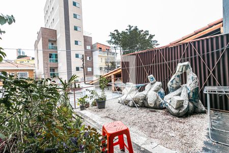 Casa à venda com 180m², 3 quartos e 4 vagas Casa à venda com 180m², 3 quartos e 4 vagasEntrada