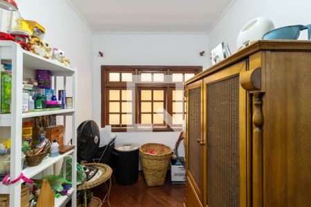 Casa à venda com 253m², 4 quartos e 5 vagasEscritório