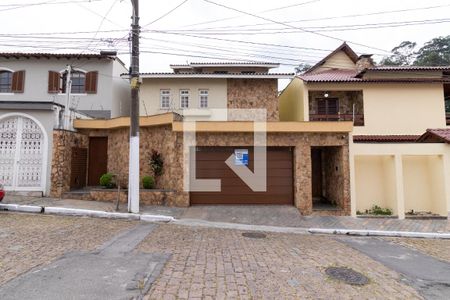 Casa à venda com 253m², 4 quartos e 5 vagasFachada