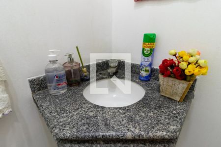 Casa à venda com 253m², 4 quartos e 5 vagasLavabo