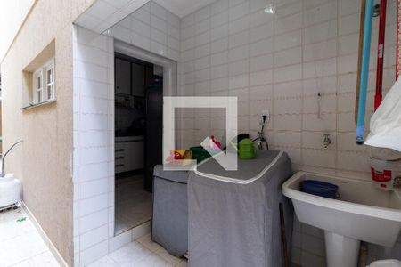 Casa à venda com 253m², 4 quartos e 5 vagasÁrea de Serviço