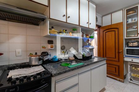 Casa à venda com 253m², 4 quartos e 5 vagasCozinha