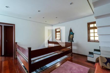 Casa à venda com 253m², 4 quartos e 5 vagasHall dos Quartos
