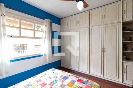 Casa à venda com 253m², 4 quartos e 5 vagasSuíte 2