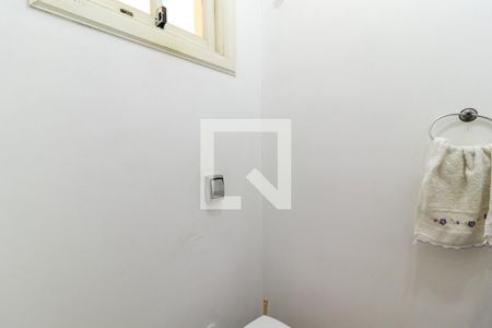 Casa à venda com 253m², 4 quartos e 5 vagasLavabo