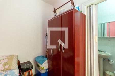 Casa à venda com 253m², 4 quartos e 5 vagasQuarto de Serviço