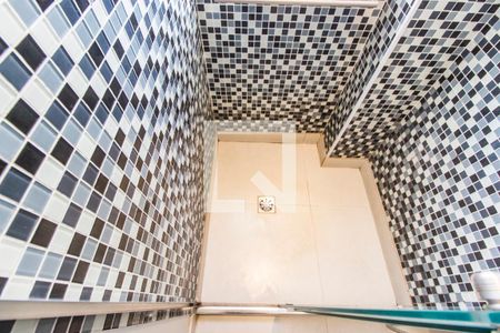 Apartamento à venda com 51m², 1 quarto e 1 vagaDetalhe banheiro