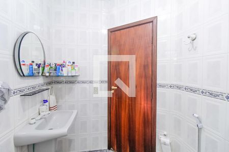 Casa à venda com 330m², 5 quartos e 4 vagasBanheiro 4