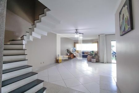 Sala de casa à venda com 5 quartos, 330m² em Sítio da Figueira, São Paulo