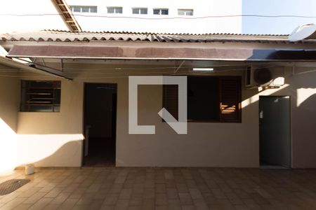 Casa para alugar com 175m², 4 quartos e 2 vagasQuintal