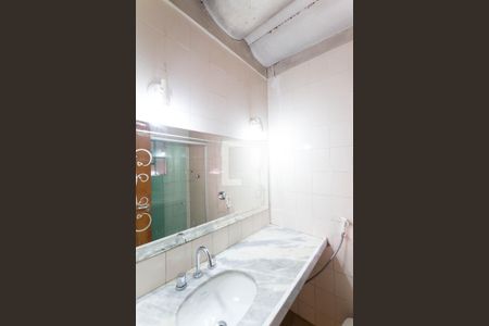 Casa para alugar com 175m², 4 quartos e 2 vagasBanheiro de Serviço