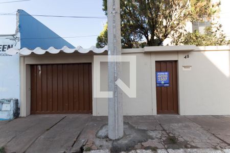 Casa para alugar com 175m², 4 quartos e 2 vagasFachada