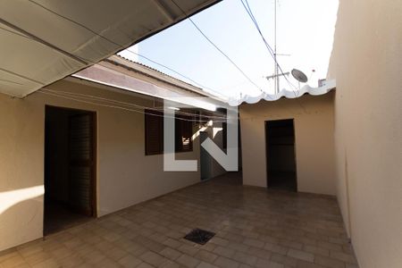 Casa para alugar com 175m², 4 quartos e 2 vagasQuintal