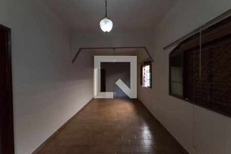 Sala 2 de casa para alugar com 4 quartos, 175m² em Setor Central, Goiânia