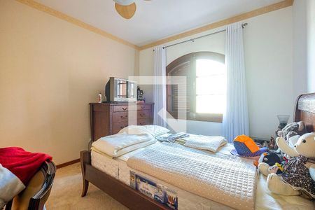 Casa à venda com 320m², 3 quartos e 4 vagasQuarto 2