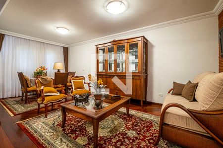 Sala de casa à venda com 3 quartos, 320m² em Vila Madalena, São Paulo