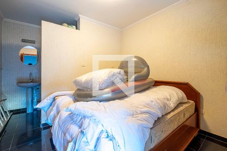 Casa à venda com 320m², 3 quartos e 4 vagasÁrea de Serviço - Suíte 2