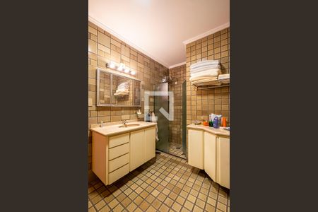 Casa à venda com 320m², 3 quartos e 4 vagasBanheiro Social 1